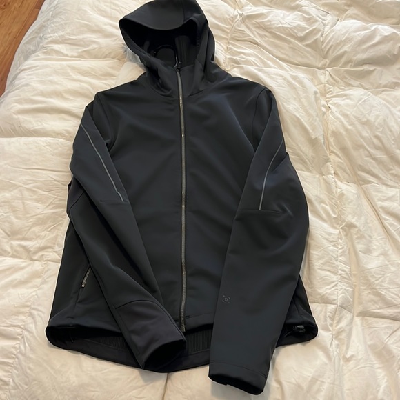 lululemon athletica Other - Lululemon Fleece Back Soft Shell running jacket - men's Medium Slim Fit -